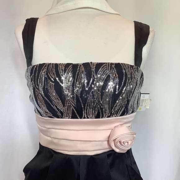City Triangles NWT Black Sequin Prom/Party Dress Sz 9 - Picture 2 of 6